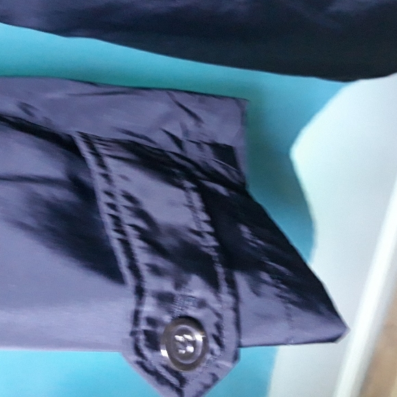 Saks 5th Avenue black windbreaker trenchcoat. Medium. Mint condition - Picture 6 of 10